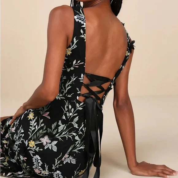 Lulu's Black Floral Embroidered Maxi Dress - Picture 5 of 9